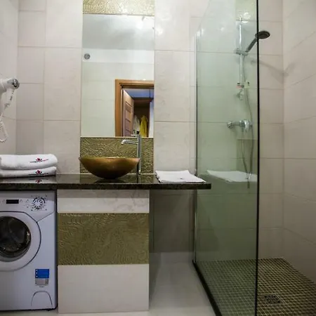 Luksusowe Promenada Gwiazd 28 *