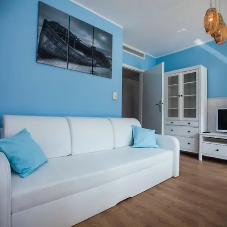 Apartment Luksusowe Promenada Gwiazd 28 *