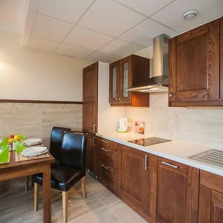 Luksusowe Promenada Gwiazd 28 *