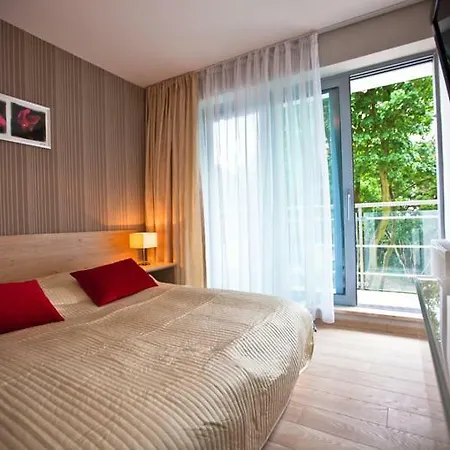 Luksusowe Promenada Gwiazd 28 *